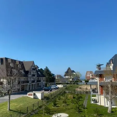 At 2 Min Walk From The Benerville-sur-Mer