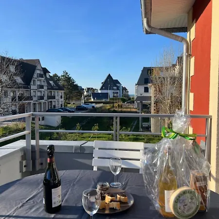 At 2 Min Walk From The Apartamento