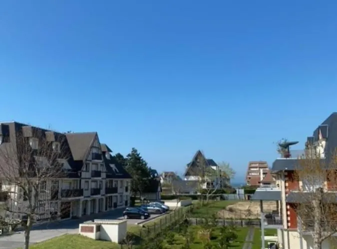 At 2 Min Walk From The Bénerville-sur-Mer